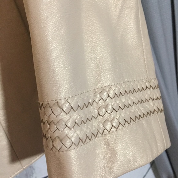 St. John Sport Leather Jacket - Picture 4 of 6